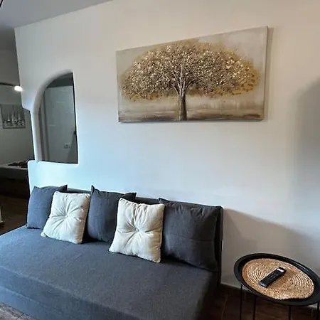 Lovers From Heated Pool 公寓 *